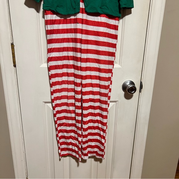 Christmas Elf Onesie Hooded Snap Front Red & Green | Unisex Age Size 11-12 - Picture 3 of 9